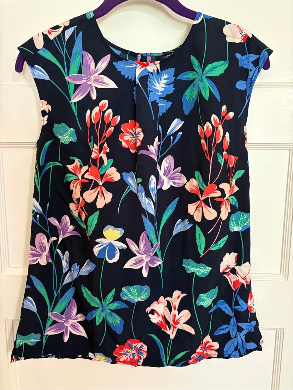 Talbots Navy Floral Cap-Sleeve Top with Multicolor Blooms. Size 2p.